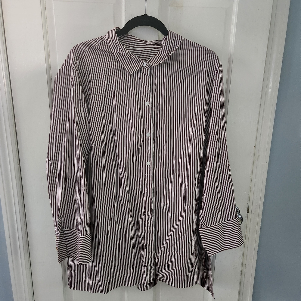 Womean's 2x Button-Down Blouse - image 1